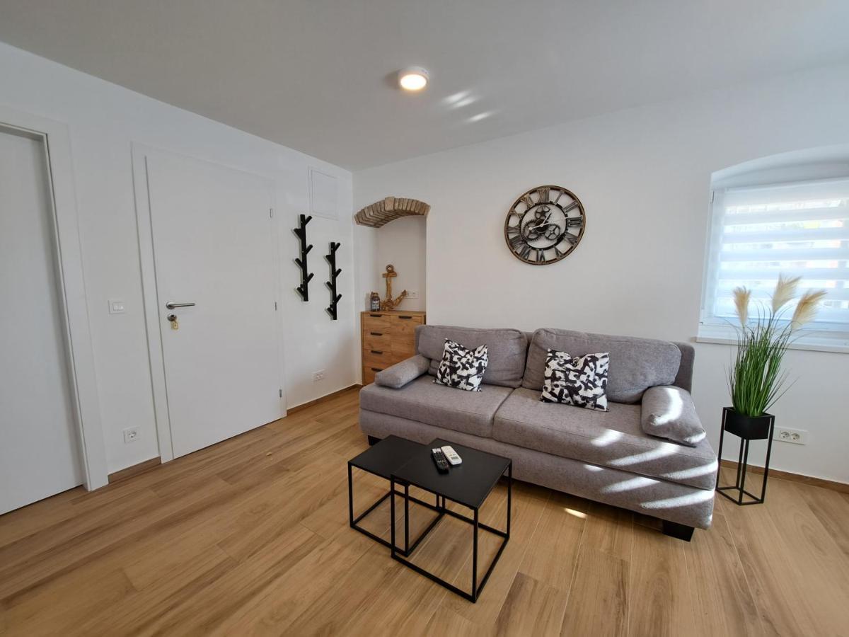 Apartman Tea Mali Losinj Luaran gambar